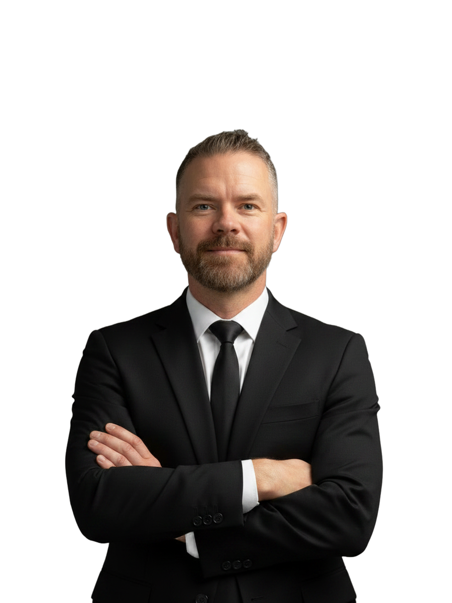 Andy Carey in a suit